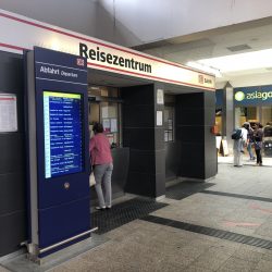 VRR sichert Verkauf von DB-Tickets in Kleve, Wesel und Dinslaken